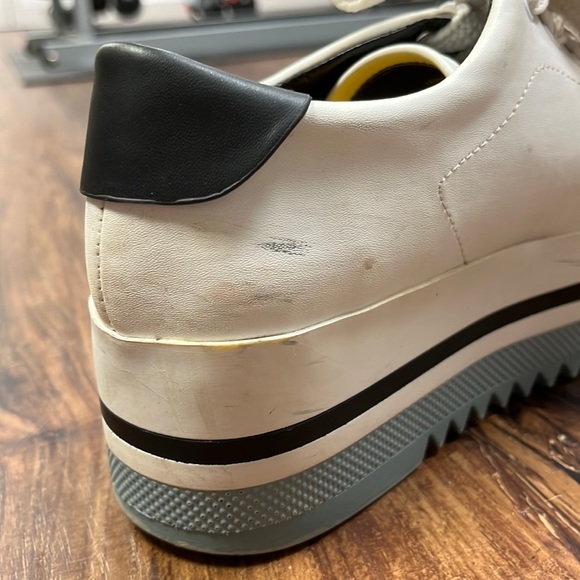 Zara Platform Sneakers - Picture 4 of 4